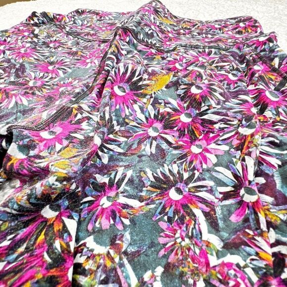 Lululemon Base Pace High Rise Floral Tight Legging Pink Purple 8 FLAW - Picture 4 of 14